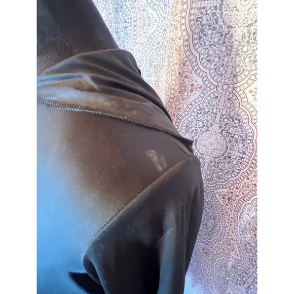 Adult Scream-Inspired Black Hooded Costume Dress With Jagged Hem & Bloody Knife - Picture 5 of 7